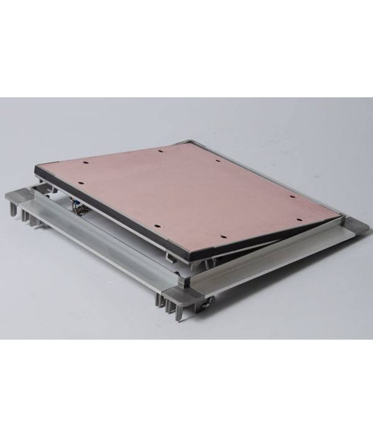 DORI-FIRE™ COUNTERWALL EI90/120 - 25 mm priešgaisriniai reviziniai liukai  - atidarytos